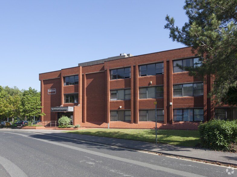 First Ave, Poynton à louer - Photo de l’immeuble – Image 3 sur 4