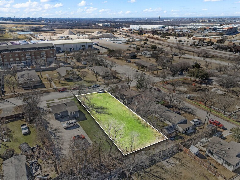 6734 Pecan St, Frisco, TX à vendre - Photo de l’immeuble – Image 1 sur 30