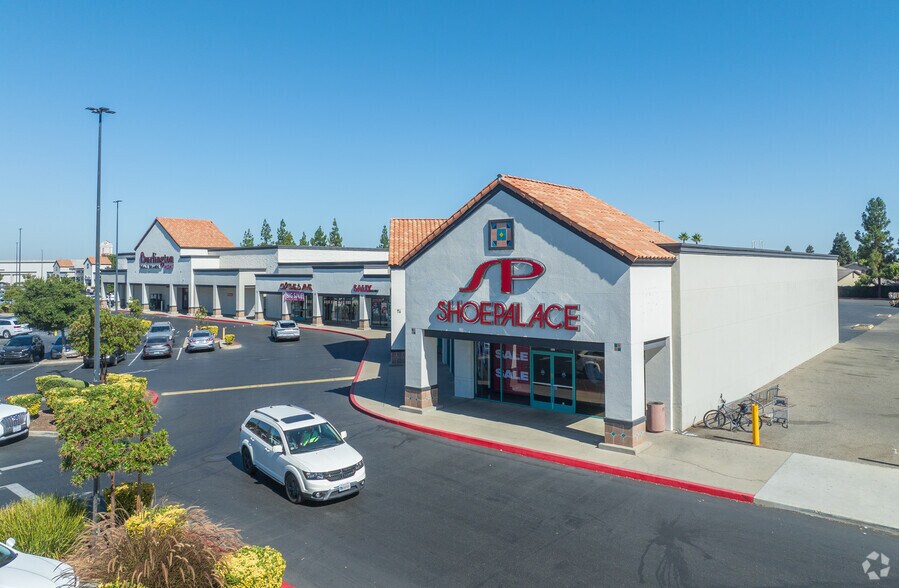 1645 Countryside Dr, Turlock, CA à louer - Photo de l’immeuble – Image 3 sur 37