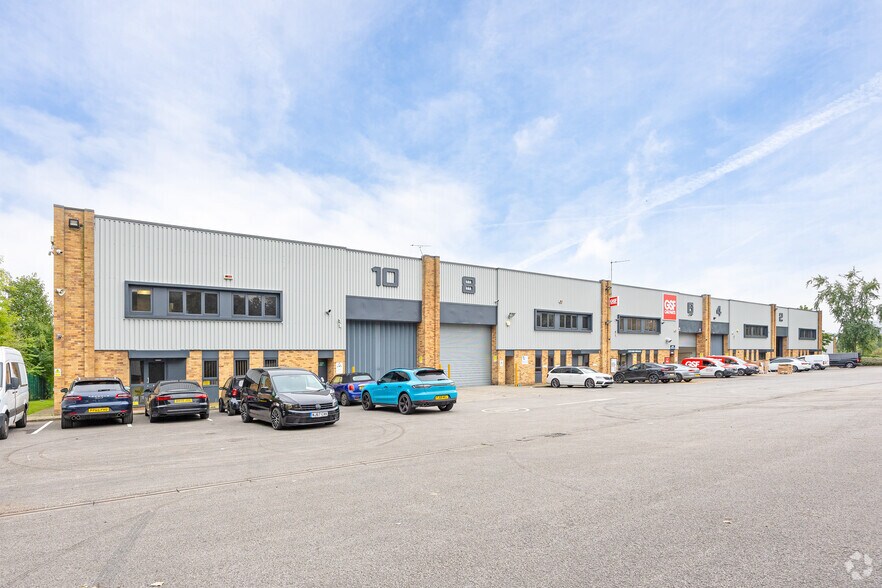 Oakham Dr, Sheffield à louer - Photo de l’immeuble – Image 3 sur 4