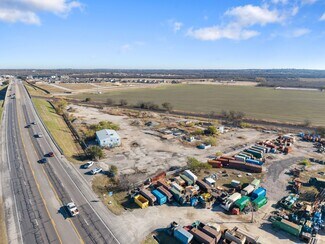 Plus de détails pour 3024 N Main St, Cleburne, TX - Industriel/Logistique à louer