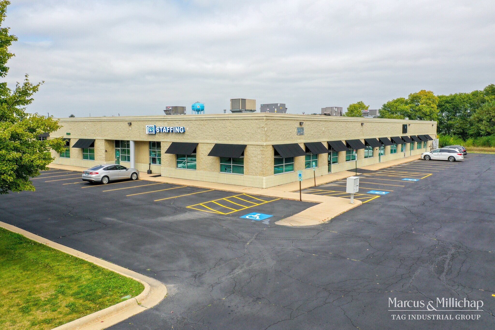 9950 Alpine Rd, Machesney Park, IL à louer Photo de l’immeuble– Image 1 sur 7