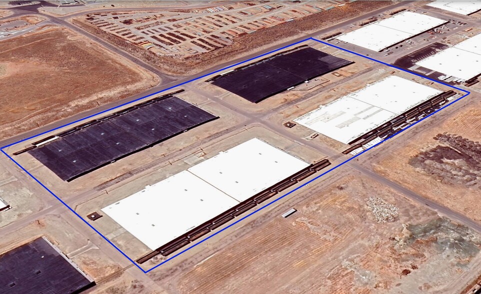 360,000 SF -Industrial Warehouses w/Rail portefeuille de 4 biens à vendre sur LoopNet.fr - Photo de l’immeuble – Image 1 sur 12