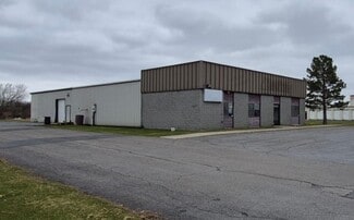 Plus de détails pour 22672 Murrock Cir, Watertown, NY - Local commercial à vendre