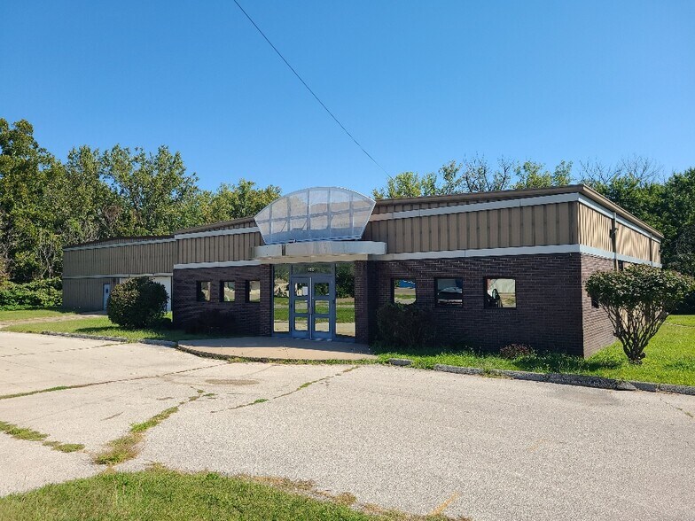2501 Martin Luther King Jr Pky, Des Moines, IA à louer - Photo principale – Image 1 sur 3