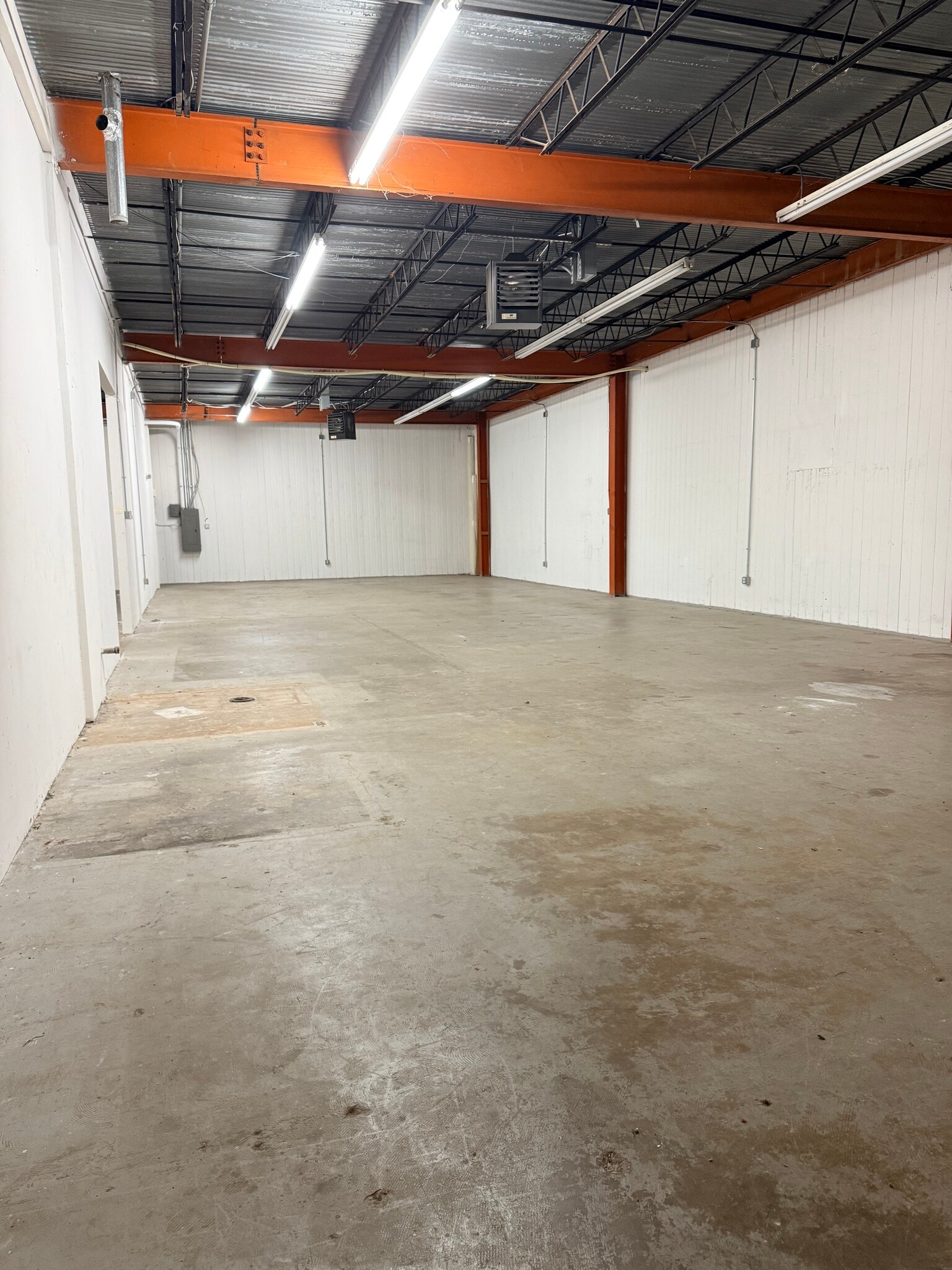 11820 Parklawn Dr, Rockville, MD à louer Photo intérieure– Image 1 sur 3