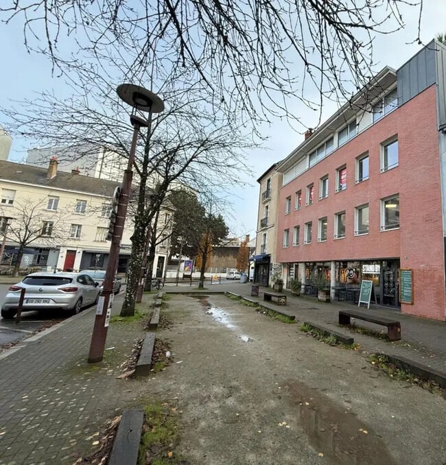 Plus de détails pour 13 Rue Alain Barbe Torte, Nantes - Bureau à louer