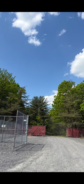 Plus de détails pour 249 Spring Valley Rd, Morganville, NJ - Terrain à louer
