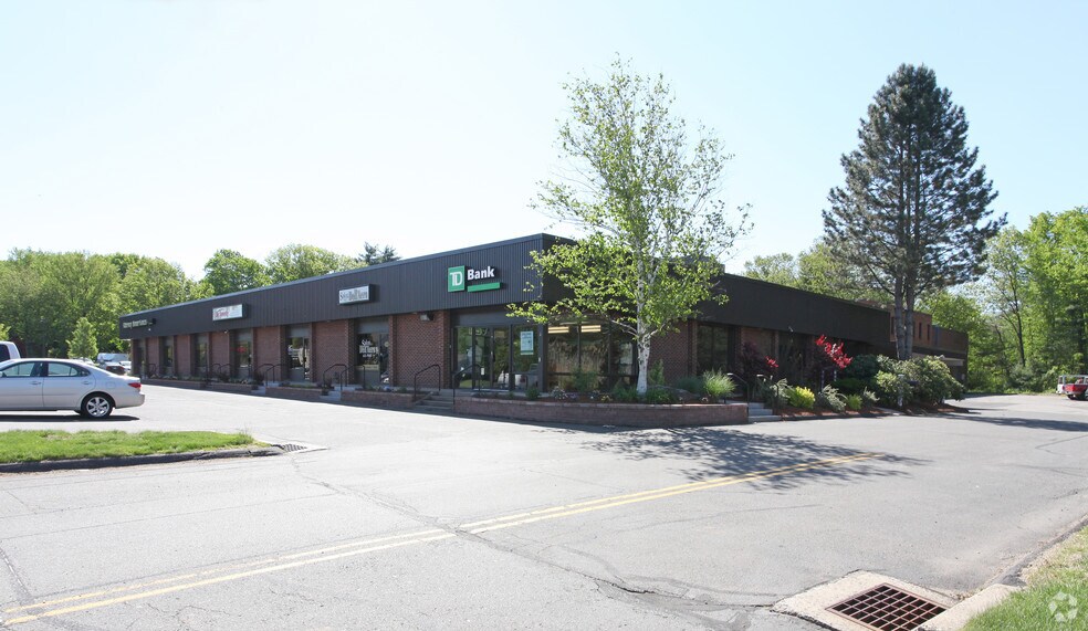 730 Hebron Ave, Glastonbury, CT à louer - Photo de l’immeuble – Image 2 sur 3