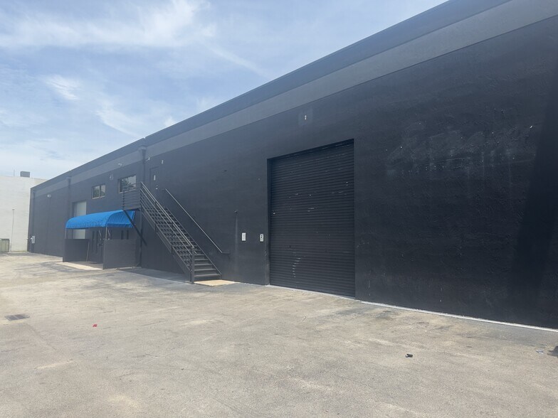 10431 NW 26th St, Doral, FL à louer - Photo principale – Image 1 sur 18