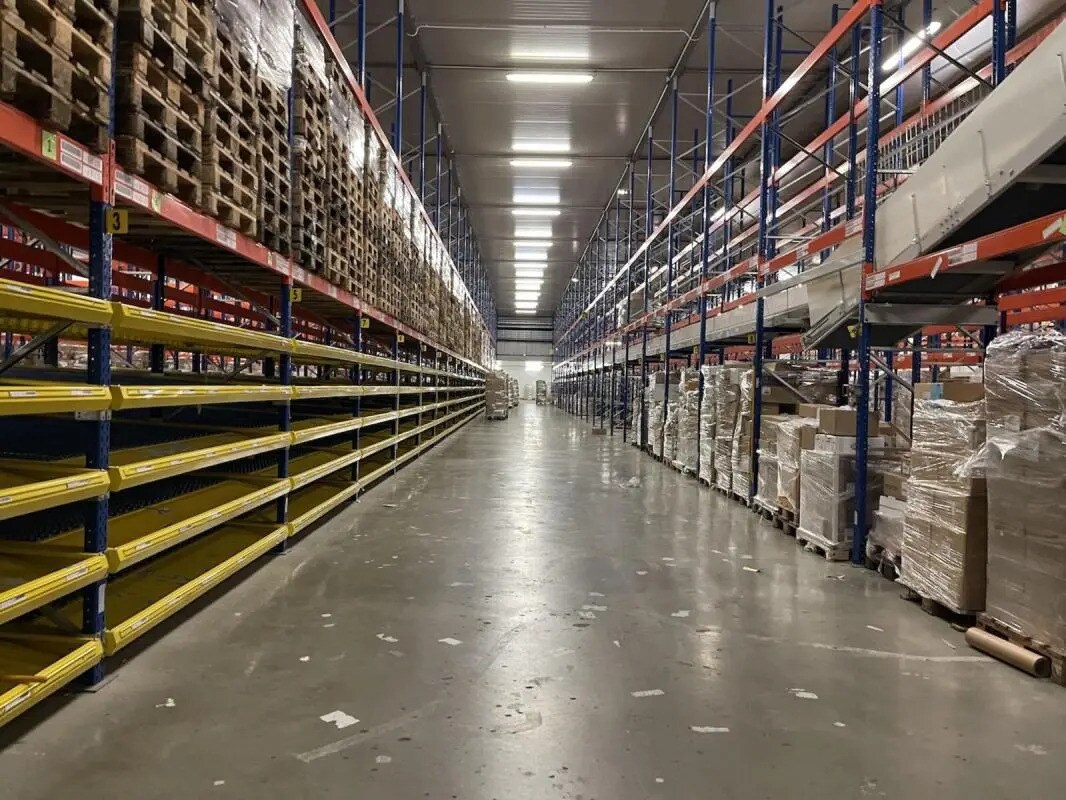 Industriel/Logistique dans Argentan à louer Photo de l’immeuble– Image 1 sur 5