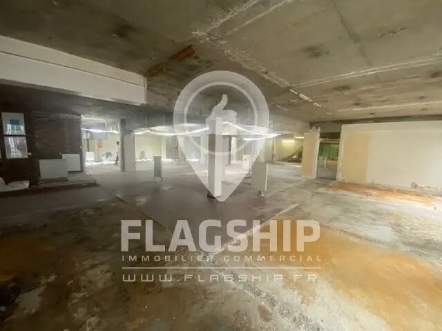 Local commercial dans Paris à vendre Photo intérieure– Image 1 sur 9