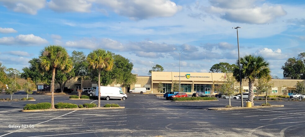 1189-1199 S Woodland Blvd, Deland, FL à louer - Photo de l’immeuble – Image 1 sur 6