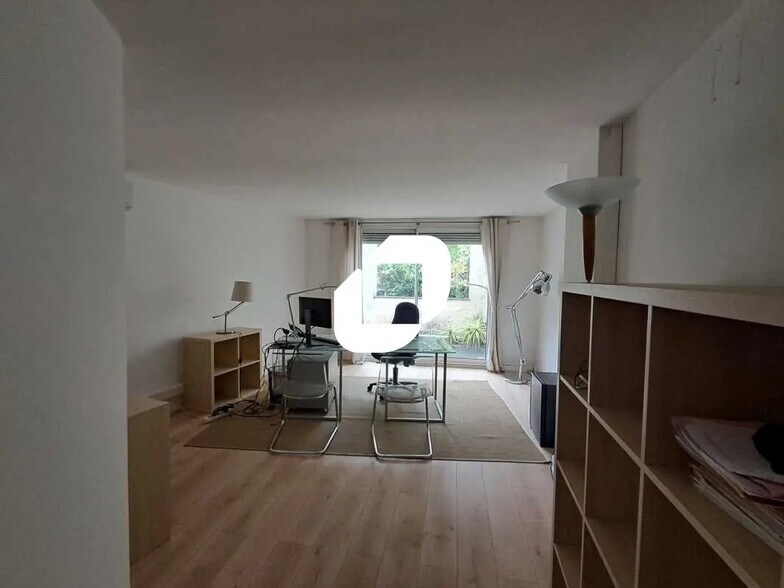 Bureau dans Bordeaux à louer - Photo de l’immeuble – Image 2 sur 17