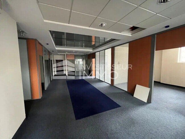 Plus de détails pour Bureau à louer