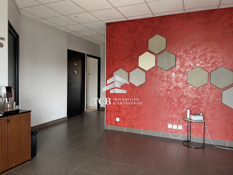 Bureau dans Les Sorinières à louer - Photo de l’immeuble – Image 2 sur 7