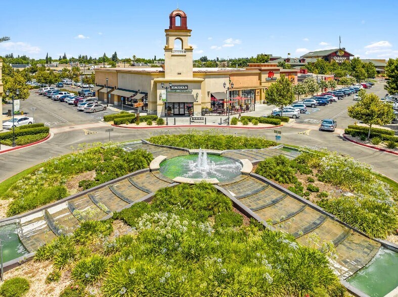 500 S Union Rd, Manteca, CA à louer - Photo principale – Image 1 sur 3