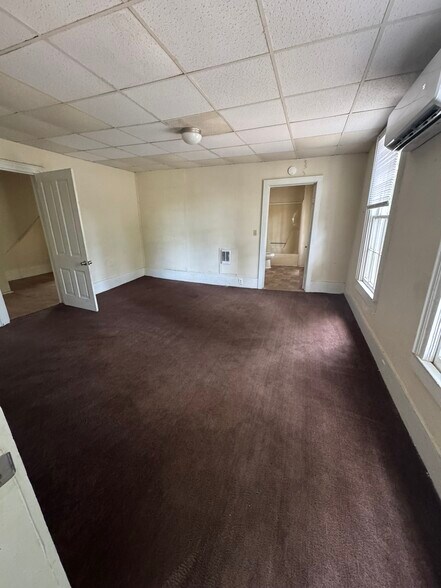 403 Greenville St, Abbeville, SC à vendre - Photo intérieure – Image 1 sur 24