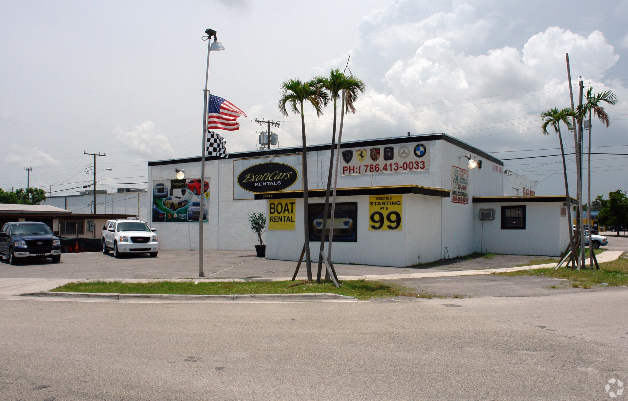 13990 NW 6th Ct, Miami, FL à louer Photo principale– Image 1 sur 34