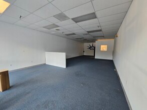 324 Towne Center Dr, Abingdon, VA à louer Photo intérieure– Image 1 sur 4