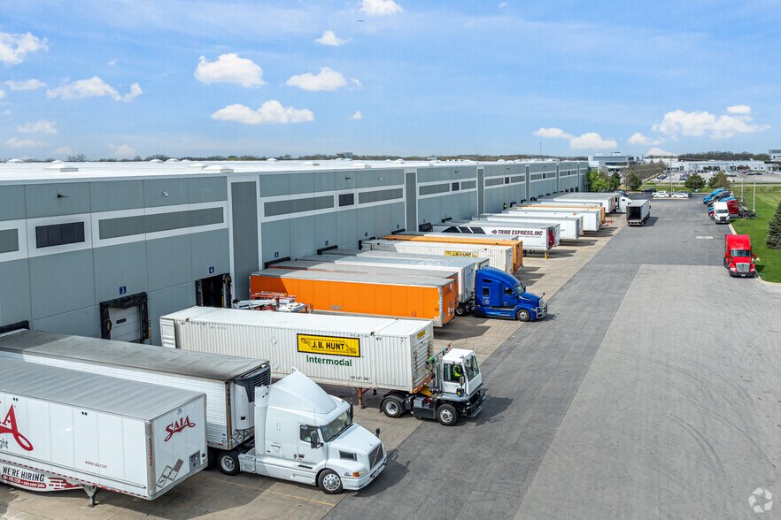 4101 Olympic Blvd, Joliet, IL à louer - Photo de l’immeuble – Image 3 sur 15