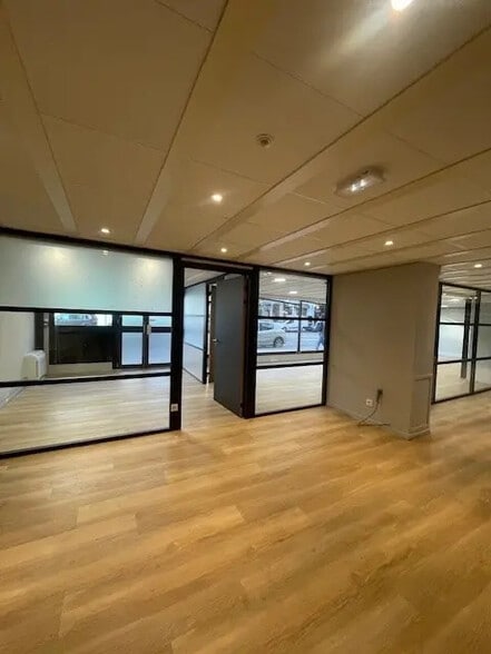 92 Cours Vitton, Lyon à louer - Photo de l’immeuble – Image 2 sur 7