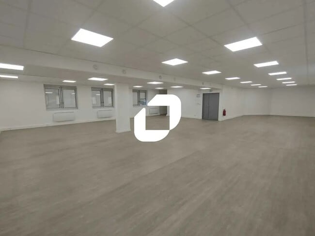 Plus de détails pour 7 Rue Jean Mermoz, Versailles - Bureau à louer