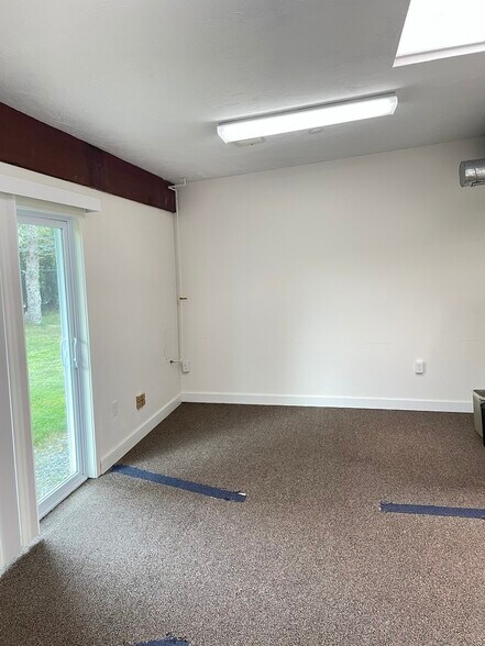 93 West St, Medfield, MA à louer - Photo de l’immeuble – Image 2 sur 21