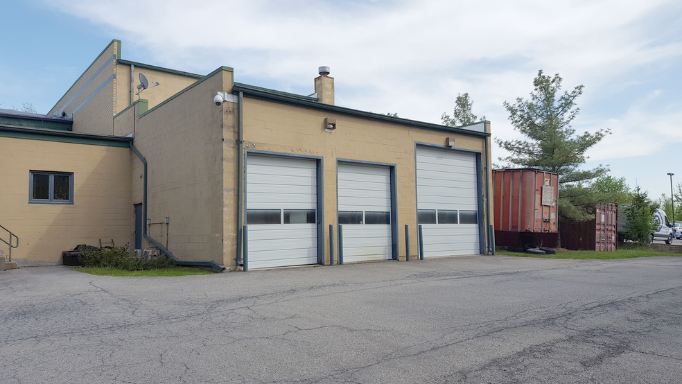 20 Industrial Dr, Middletown, NY à louer - Photo de l’immeuble – Image 1 sur 29