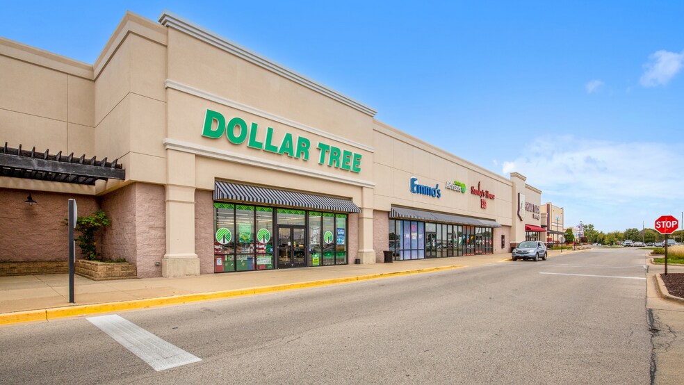 1201 Savoy Plaza Ln, Savoy, IL à louer - Photo de l’immeuble – Image 2 sur 5