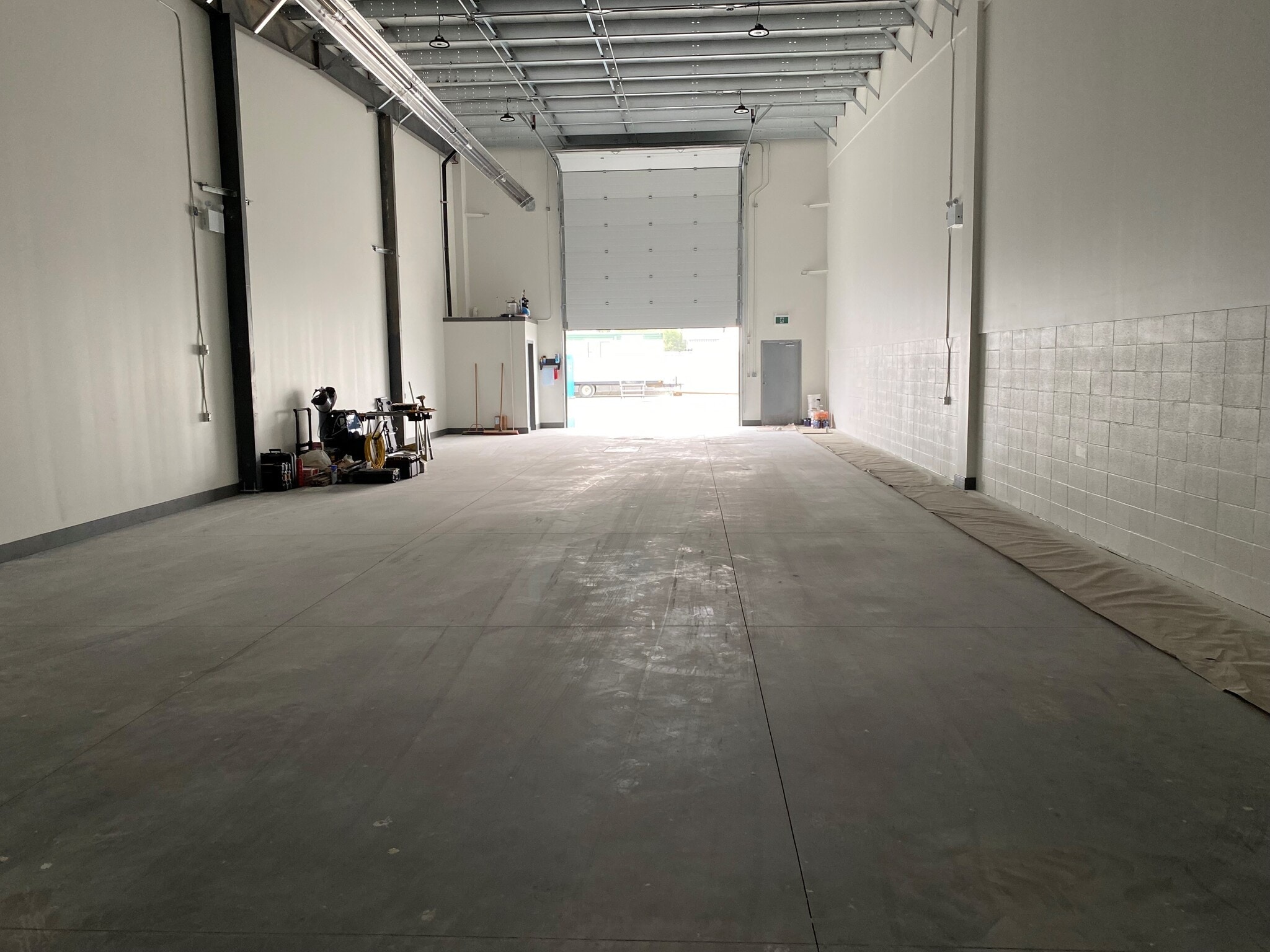 11103 224 St NW, Edmonton, AB à louer Photo principale– Image 1 sur 4