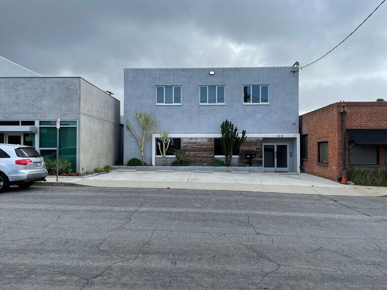122 Penn St, El Segundo, CA à louer - Photo de l’immeuble – Image 3 sur 8