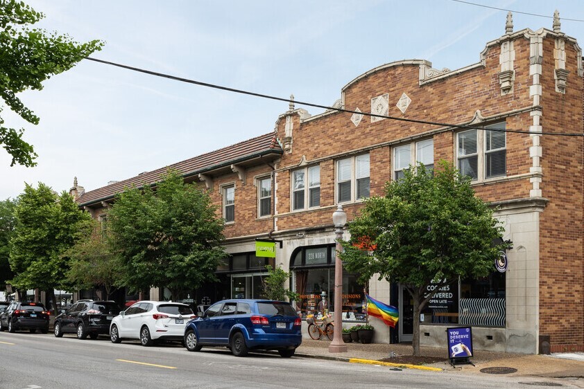 226-240 N Euclid Ave, Saint Louis, MO à louer Photo de l’immeuble– Image 1 sur 11