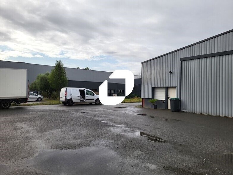 Industriel/Logistique dans Cestas à louer - Photo de l’immeuble – Image 2 sur 9