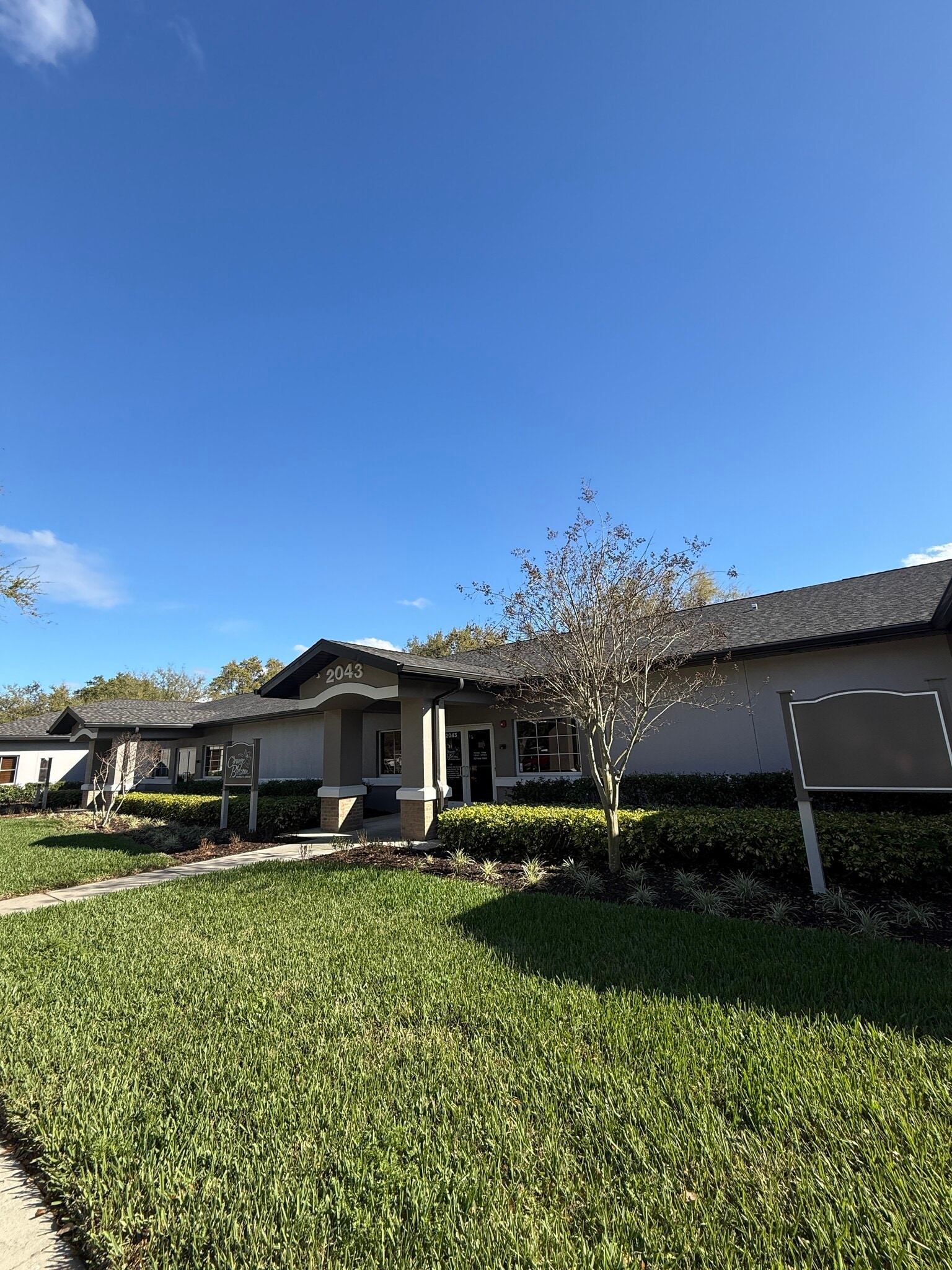 2039 Little Rd, Trinity, FL à louer Photo de l’immeuble– Image 1 sur 14