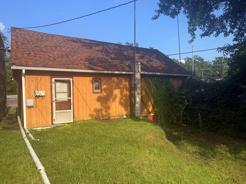 1 Joe Rd, Mount Holly, NJ à vendre - Photo de l’immeuble – Image 3 sur 6
