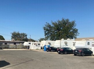 Plus de détails pour 106 McCord Ave, Bakersfield, CA - Logement à vendre