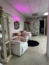 1322 Route 72 W, Manahawkin, NJ à louer Photo intérieure– Image 1 sur 5