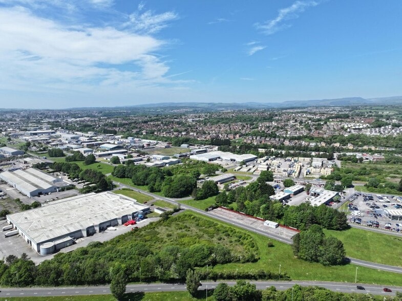 Kingsway, Bridgend à vendre - Aérien – Image 2 sur 4