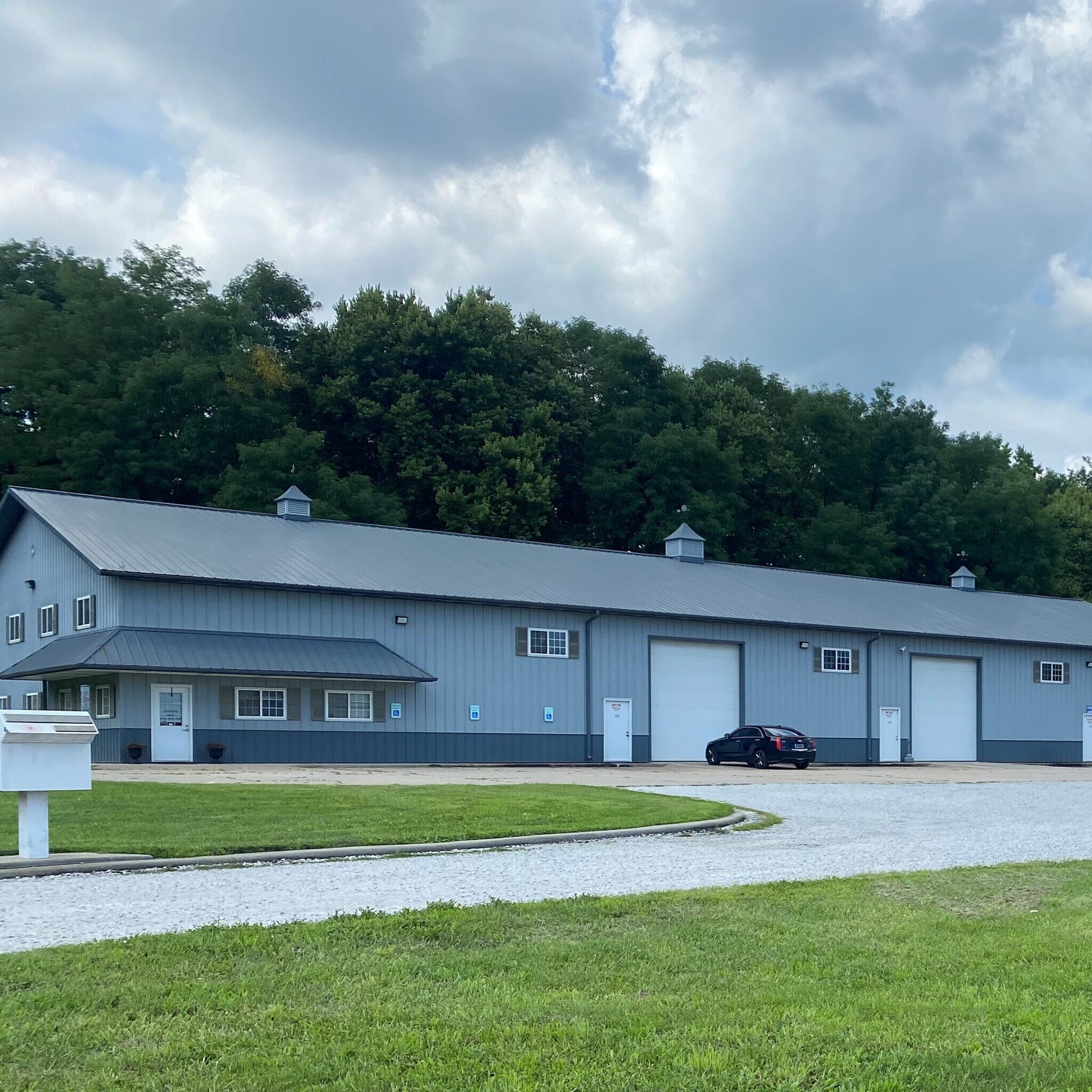 1050 E H Hwy Buildings 1-4 portefeuille de 3 biens à vendre sur LoopNet.fr Photo principale– Image 1 sur 2