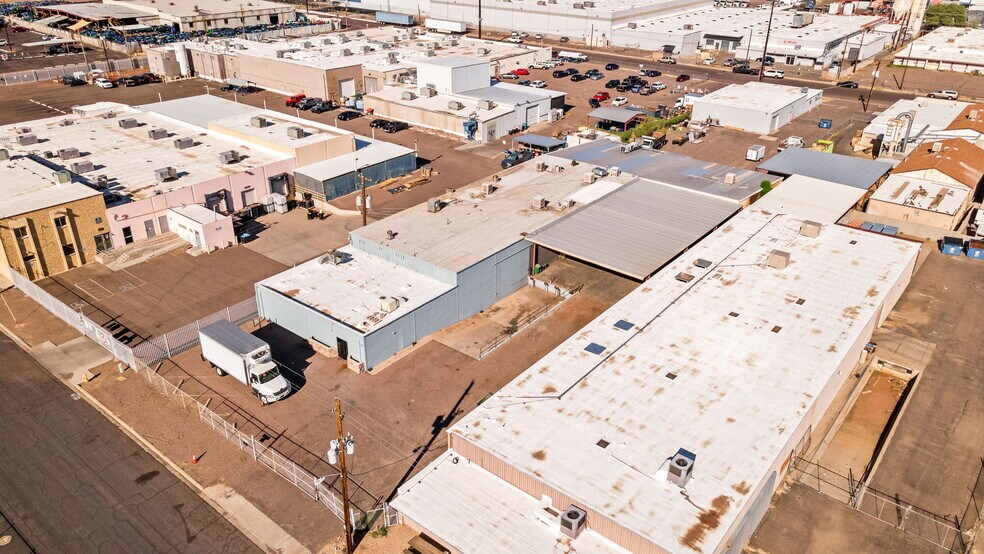 4239 N 40th Ave, Phoenix, AZ à vendre - Photo de l’immeuble – Image 2 sur 44