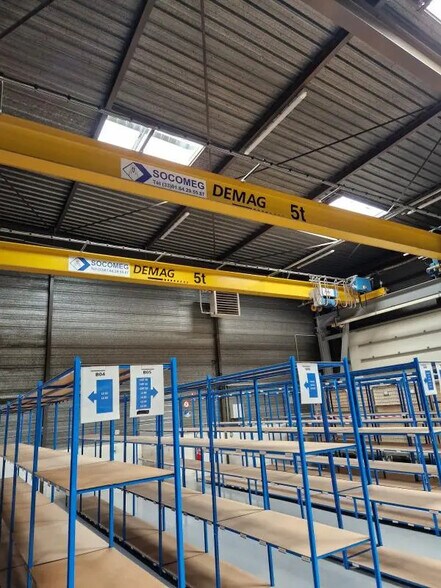 Bureau dans SAINT-OUEN-L'AUMONE à louer - Photo intérieure – Image 2 sur 11