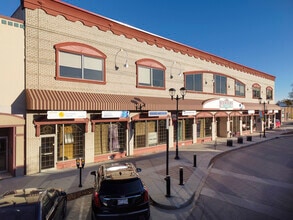 4807 50 Ave, Red Deer, AB à louer Photo intérieure– Image 1 sur 21