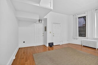 1115 Massachusetts Ave NW, Washington, DC à louer Photo intérieure– Image 1 sur 6