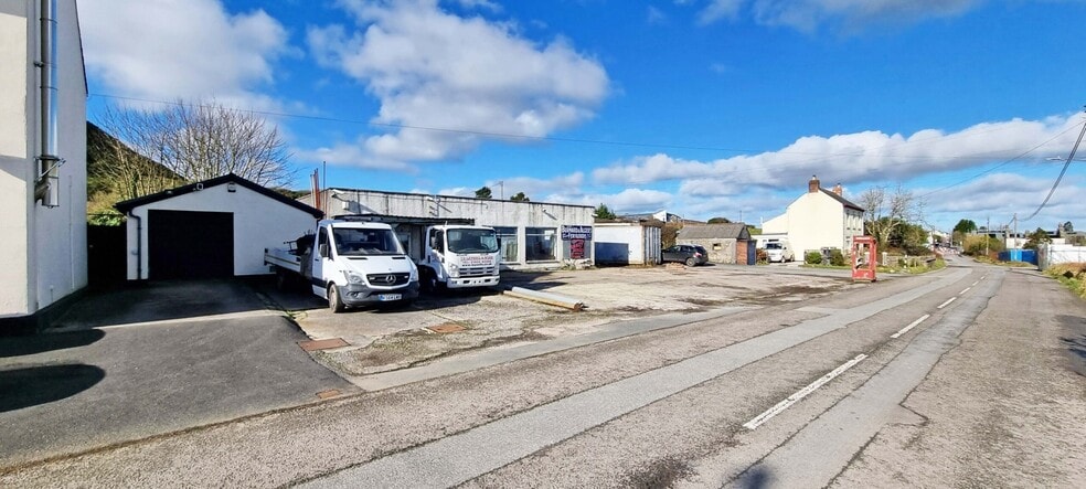 Carn Motors, St Austell à vendre - Photo de l’immeuble – Image 3 sur 5