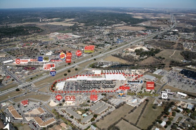 900-921 SH 80, San Marcos, TX à louer - Photo de l’immeuble – Image 2 sur 4