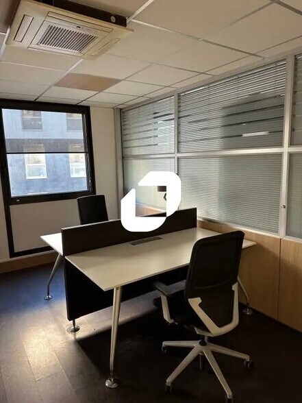 57 Boulevard De La République, Chatou à louer - Photo de l’immeuble – Image 3 sur 9