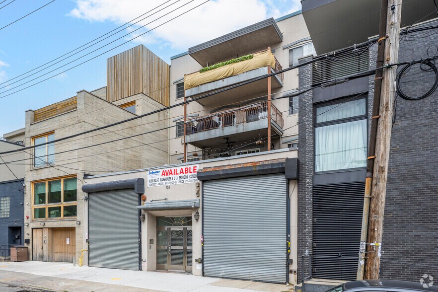 152 Beard St, Brooklyn, NY à louer - Photo principale – Image 1 sur 4