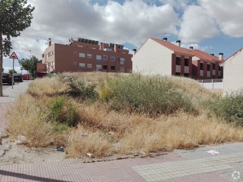 Avenida María Moliner, 5, Loeches, Madrid à vendre - Photo principale – Image 1 sur 2