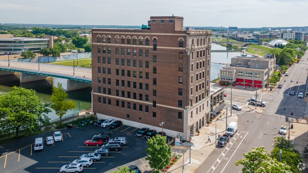 11 W Monument Ave, Dayton, OH à louer - Aérien – Image 2 sur 11